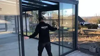 Terrassen&uuml;berdachung Wintergarten Glasdach mit Schiebet&uuml;ren und Senkrechtschiebefenster Isolierglas