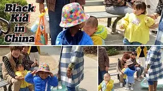 YOU WON'T BELIEVE WHEN A BLACK KID MET CHINESE GRANNIES & KIDS | HOW CHINESE REACT TO BLACK KIDS