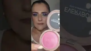 💞Colorete Crema  @Everybodylondon  @MAQUILLALIA -Tono Cherry On top de la gama de Aleksandra Sosfa