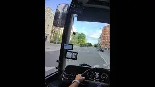 El sem&aacute;foro que solo los buses entienden 🚦🚌 #bus #autobus #humor #barcelona #sem&aacute;foros #transporte