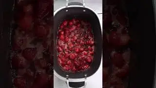 🍓Strawberry Red Velvet Dump Cake in the Ninja Possible cooker #dumpcake #dessertrecipe