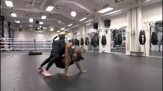 TAUFF functional partner and body weight training | Walking baby monkey