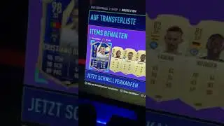 Packed Ronaldo TOTY FIFA 21