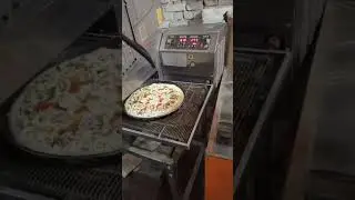 JK Zeus Conveyor belt pizza oven 18