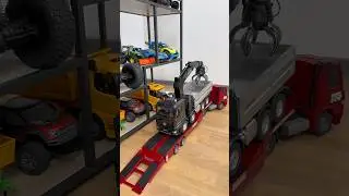 Can It Get Down? #shorts #rc #automobile #xcavator #lego #toys #rccar #ferngesteuerter #jcb