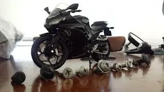 Screws & Clips Ft  2015 Kawasaki Ninja SE 300 ABS