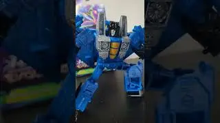 Thundercracker Rapid Review! #toys #transformer #transformers #toyreview #thundercracker #decepticon