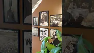 This gallery wall 😍👏🏾 #gallerywall #entrywaydecor