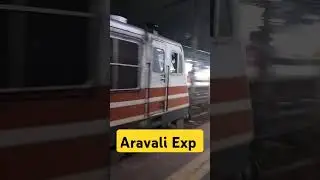 14702 Aravali Express arrival at Borivali #shorts #youtubeshorts