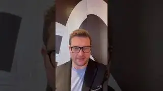 Cristian Contini, Director of the Cris Contini Contemporary gallery, and the NFT world.