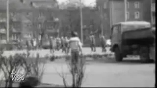 Demonstracja Marek Kamiński. - 1.maj1988.mp4