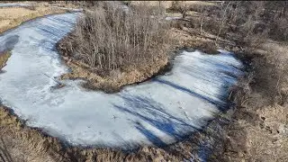 Frozen oxbows and lake stars