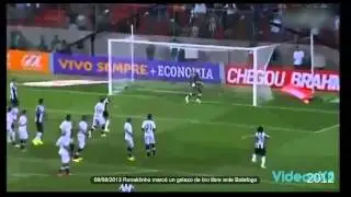 08 08 2013 Ronaldinho marc&oacute; un golazo de tiro libre ante Botafogo