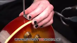 LOOSE SCREWS ON INPUT JACK GUITAR - FIX