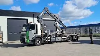 Containersysteem vrachtwagen met autolaadkraan VOLVO, FM 300 / FM9. HIAB 200C-3