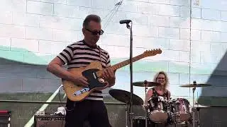 Rockabilly Surf Party with Jinx Jones & the KingTones at Slow Hand BBQ .. 🎸Pipe Line 💦