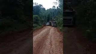 M&aacute;fia da tora! 26 35 carregado subindo morro pesado! #caminh&atilde;o