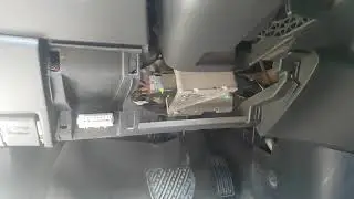 How to Access Nissan OBD2 Port