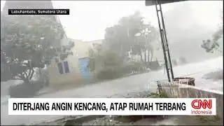 Diterjang Angin Kencang, Atap Rumah Terbang