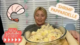 Creamy Pappardelle shrimp, mushrooms & garlic pasta & breadsticks