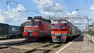 Летняя станция БМО «Детково». ЭД2Т-0043, ЭД4М-0144, ЭД4М-0002, ЭП2К-156 с вагоном-дефектоскопом