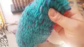 Tecelagem em tear de pinos de madeira (peg looms)/adaptação a teares de pinos de plástico