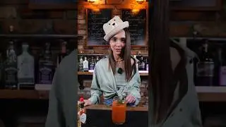 Коктейль ВЫТРЕЗВИЛОВКА из &laquo;Назад в будущее&raquo;! #cocktailbar #cocktail #bartender #drink