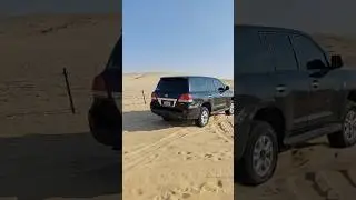മരുഭൂമിയിൽക്കൂടി ഒരു റൈഡ് പോയാലോ🏜️ Off road🚙 #viral #youtubeshorts #viralvideo #desert #uae