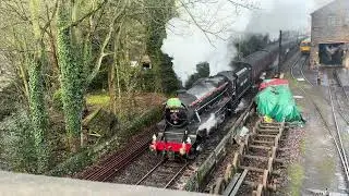 The Elf Explorer Thrashes Pass Haworth Shed KWVR 4K