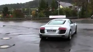 Audi R8 StartUp & small Powerslide/Acceleration SOUND