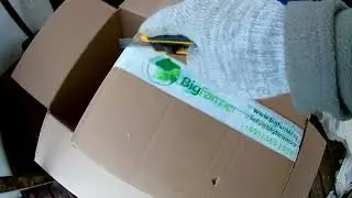Зернодробилка HobbyFarm EM25.  Распаковка.