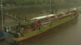 Spirit of Chartwell arrives for final Jubilee flotilla preparations