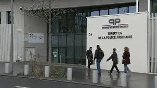 Autoridades francesas anunciam mais detenções por roubo no Louvre | AFP