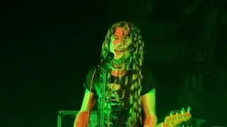 WIZO - W8ing 4 U (Live HD)
