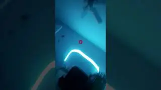 click the circle then the sound for robux