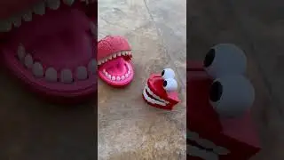 Satisfying sounds #teeth #shorts #viral #trending #asmrsound