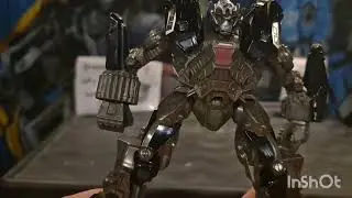 Transformers Dark of the Moon Cyberverse Ironhide Toy Review