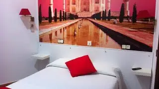 Hostal Comercial | Madrid, Spain | Hotel Review🏠