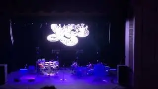 YES- Geoff Downes keyboard solo