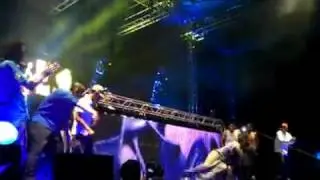 Footklan performing at soundwave music festival