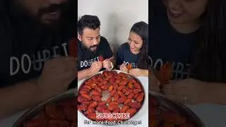 SPICY KOREAN CHICKEN WINGS EATING MAGIC TRICK🙌🏻🌶😱🔥 #shorts #foodie #foodlover