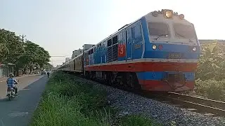 [438] D19E-923 k&eacute;o t&agrave;u SE7 (7:46) (21/9/2025)