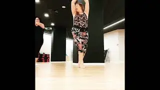 Belly dance workout. Rise & Shine Flow Oriental dance // Урок Восточных танцев. Танцы живота //מחול