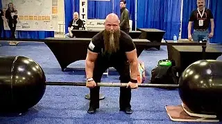 Pro ArmWrestler STUNS FitCon W/ BIG ASS Deadlift!