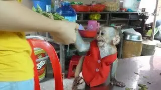 Donal Cry Scream Loudly Follow To Mom Take Rubbish To Waste Container