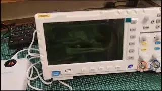 FNIRSI-1014D pantalla blanca