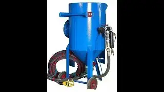 Dry sandblaster machine