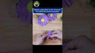 Heather flowers made from velvet ribbon  #diy #pipelining #flowers #diykeychain #pipercleaners.