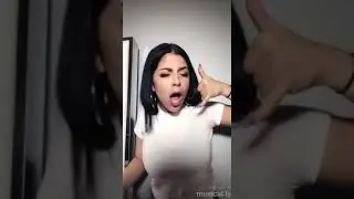 Babyariel v.s rebeccazamolo(1)