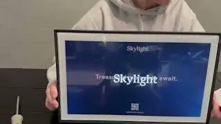 Set Up and Review of the Skylight Digital Picture Frame